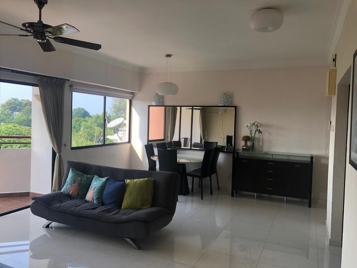 Beach Resort 7 Home Stay Sri Sayang Apartment Batu Ferringhi 3Bedroom Kültér fotó
